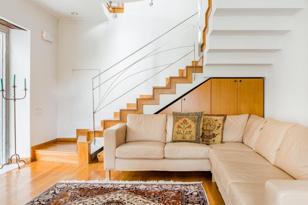 Minimalist Stone Vila *