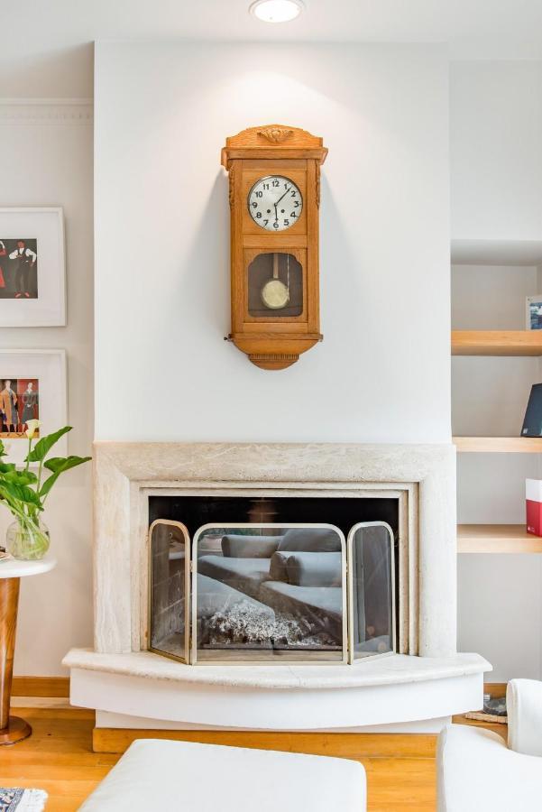Villa Minimalist Stone